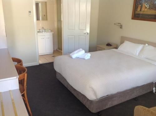 Gundagai Gabriel Motor Inn Buitenkant foto